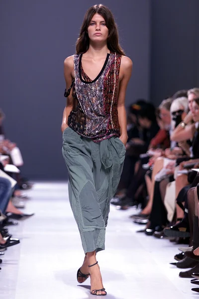 Look 17
